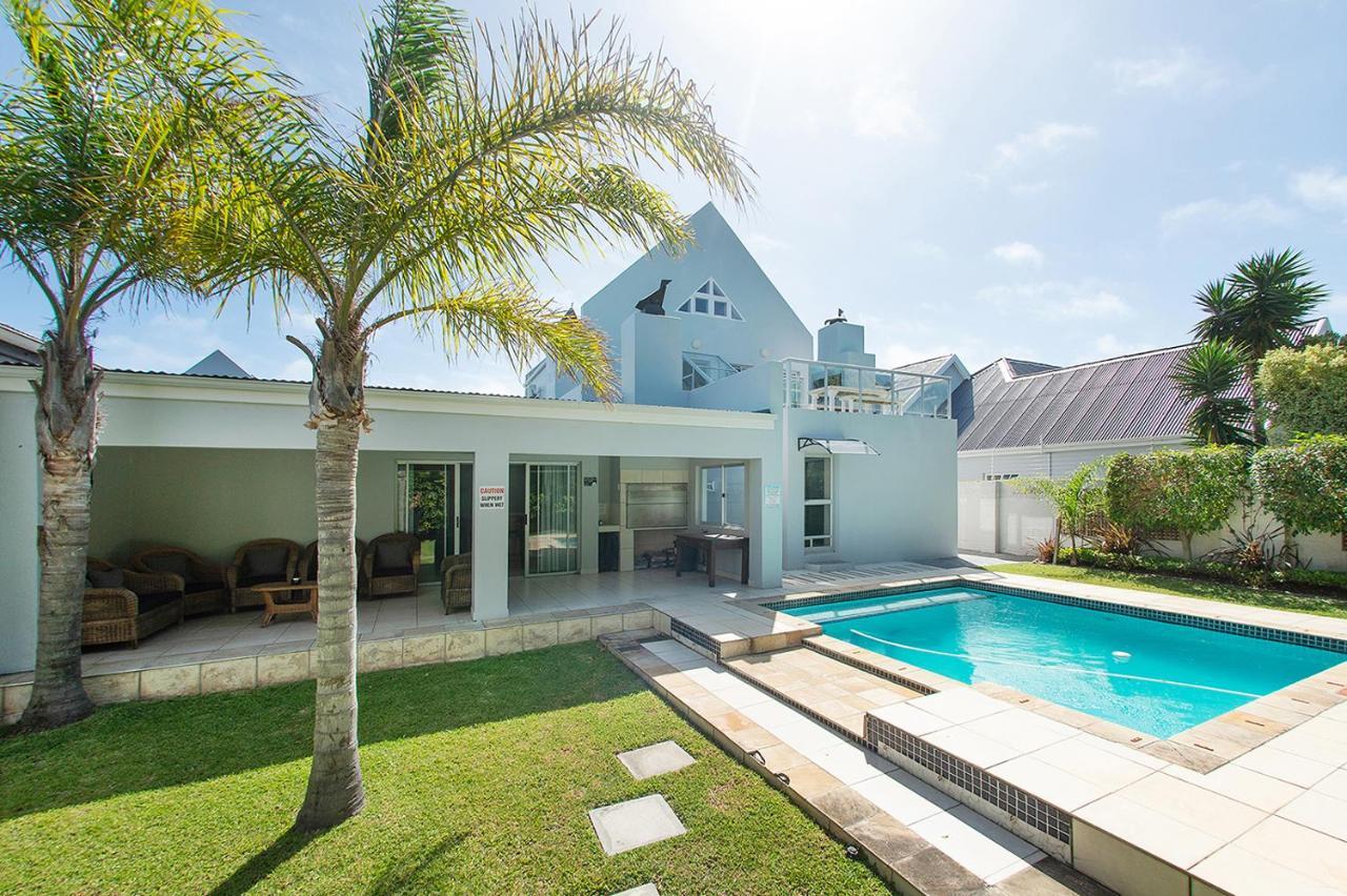 Millard Crescent Guest House Port Elizabeth Exteriör bild