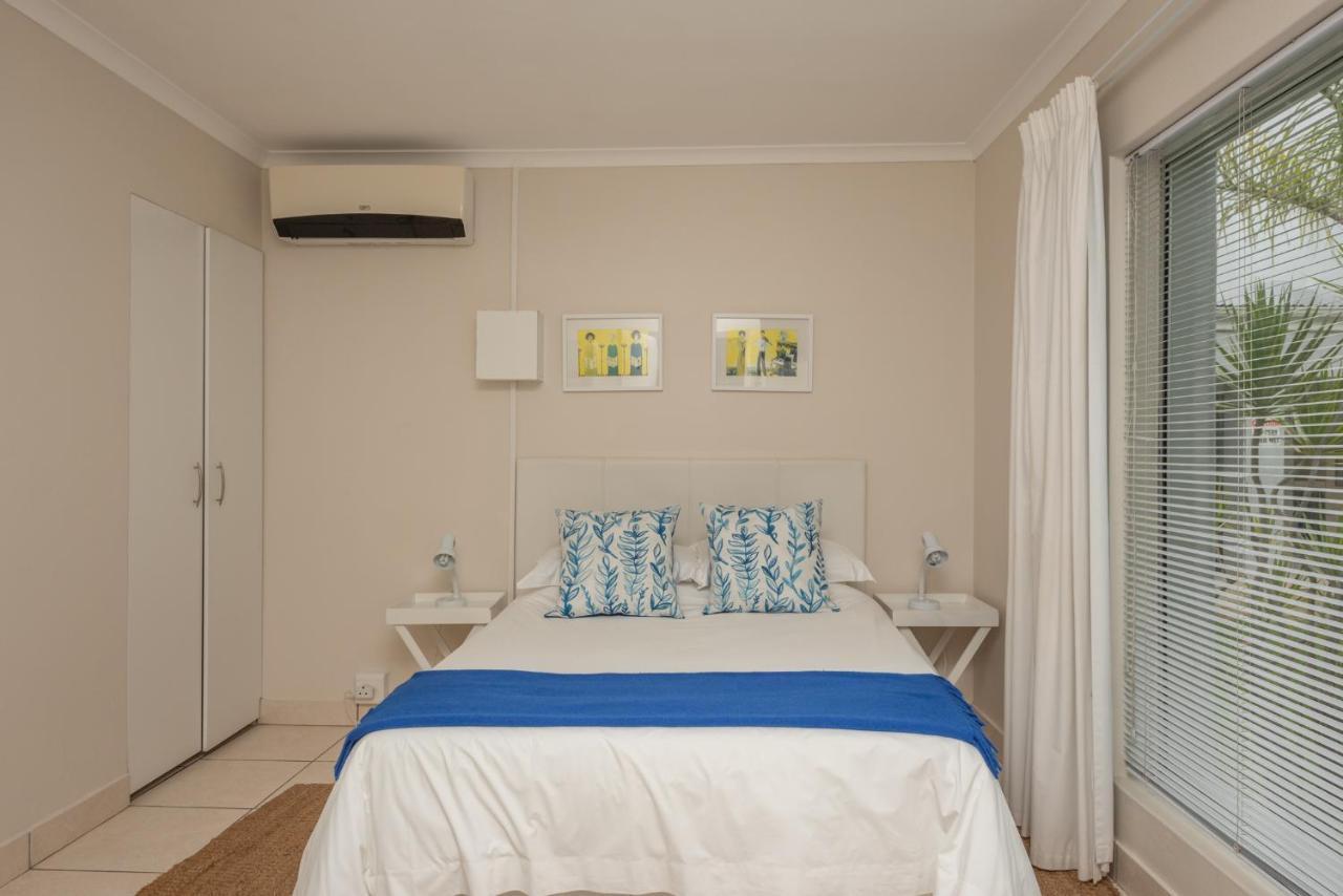 Millard Crescent Guest House Port Elizabeth Exteriör bild