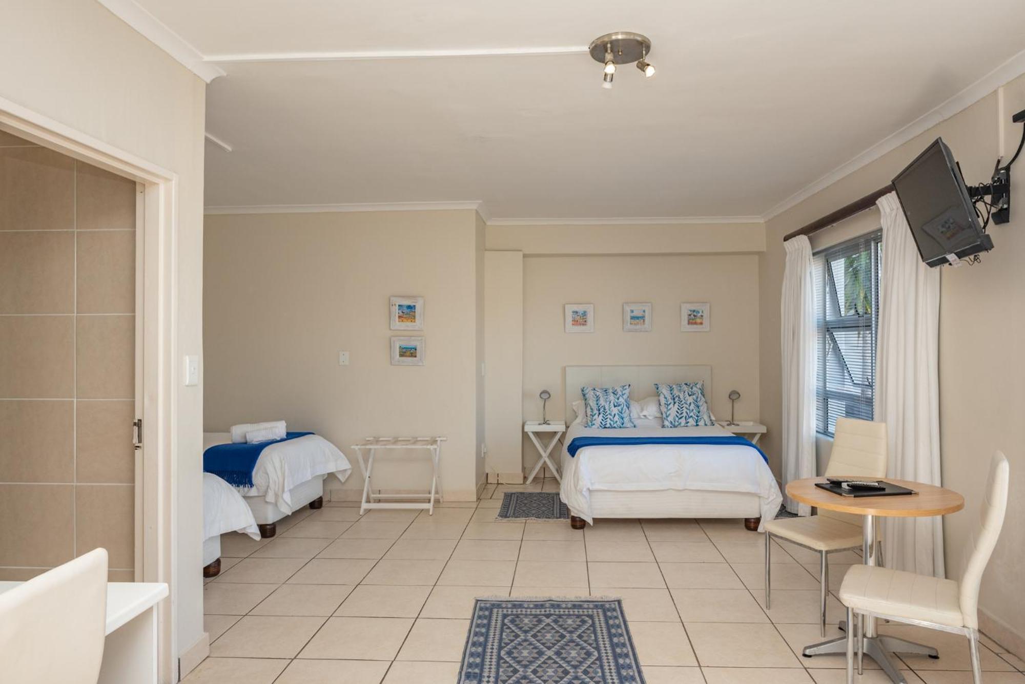 Millard Crescent Guest House Port Elizabeth Exteriör bild